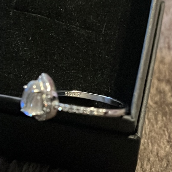 New gorgeous sterling silver water drop moonstone ring size 7 - Picture 8 of 15
